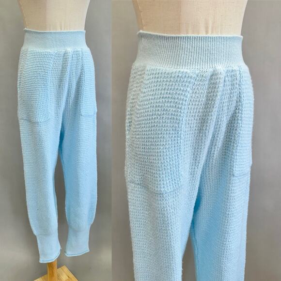 Free People COZY thermal jogger in neon sky-blue Size small new with tags - Picture 10 of 13